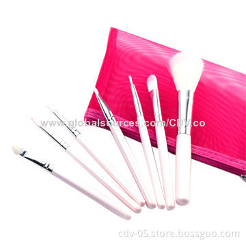 Makeup gift brush sets, made of wooden handle & aluminum ferrule with double-color synthetic bristle